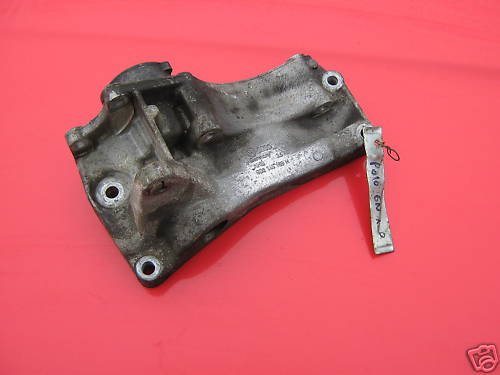 VW Polo 6n   1,0 ltr.   Halterung Lichtmaschine