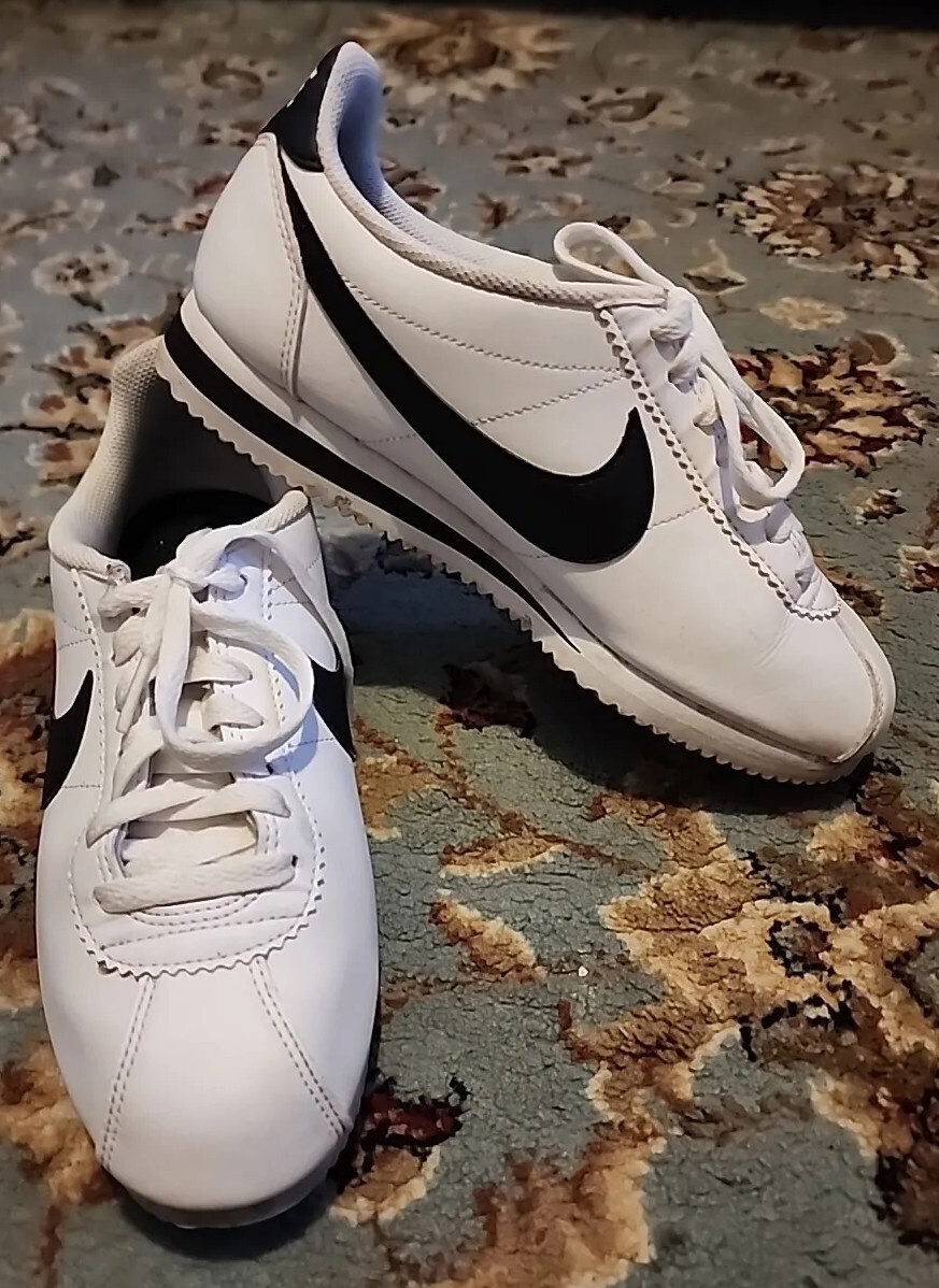 NIKE Cortez ホワイト/ブラック/ライトブルー 8.5 Size 8.5 - Nike Cortez White Light Armory Blue W for sale