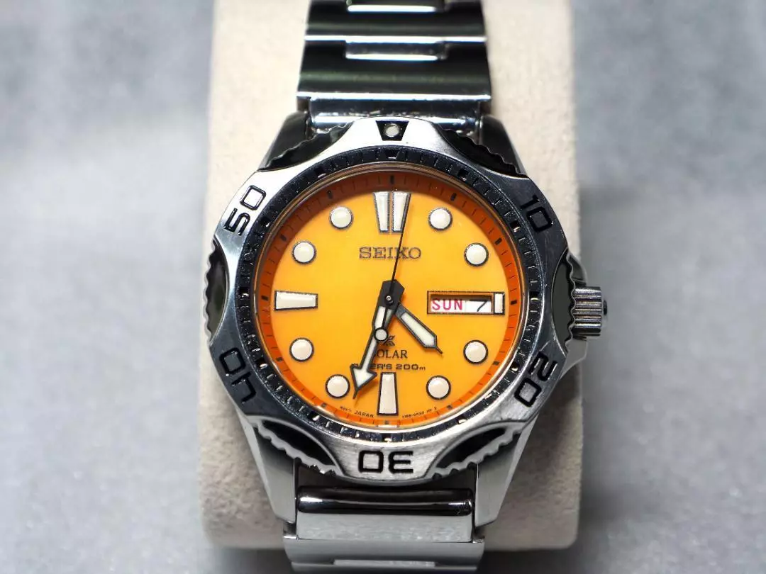 Seiko solar cheap orange