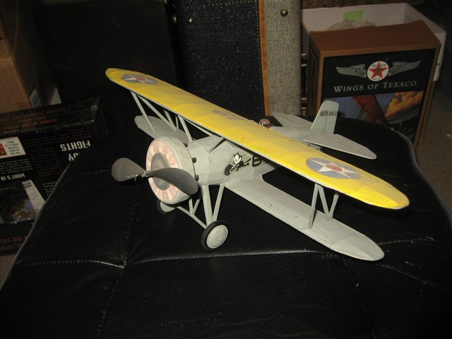 balsa and tissue model airplanes