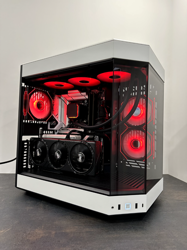 HYTE Y60 GAMING PC / AMD Ryzen 9800X3D / RTX 5090 / 6TB M.2 SSD / 128GB DDR5 RAM - 第 14/22 張圖片