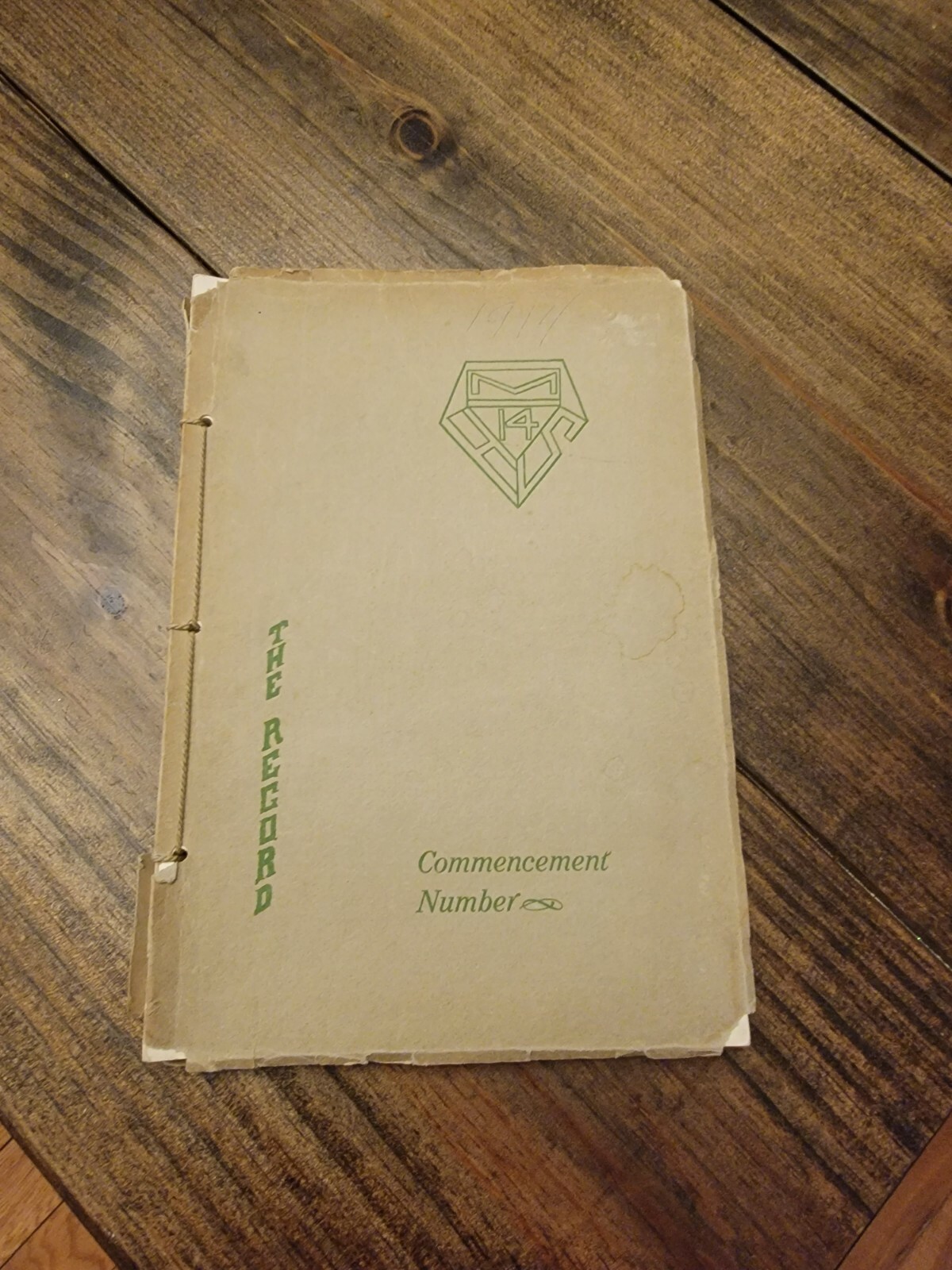 T HIGH SCHOOL YEARBOOK 1914 Record Menominee Michigan Annual year book