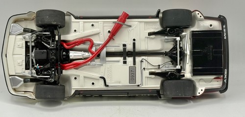 1:18 1980 Peter Brock Sandown Winner - Holden VB Commodore - Classic Carlectabes - Picture 11 of 13