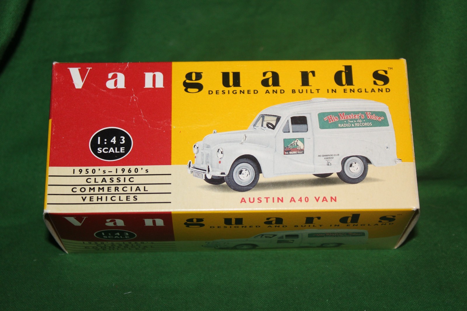 LLEDO VANGUARDS AUSTIN A40 VAN HMV RADIO & RECORDS LIVERY 1/43 #VA3004