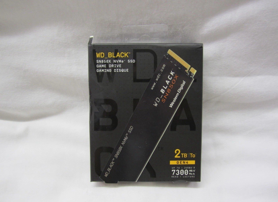 最安　高速タイプ　Western digital SN850X 2TB NVMe Amazon.com: WD_BLACK 2TB SN850X NVMe Internal Gaming SSD