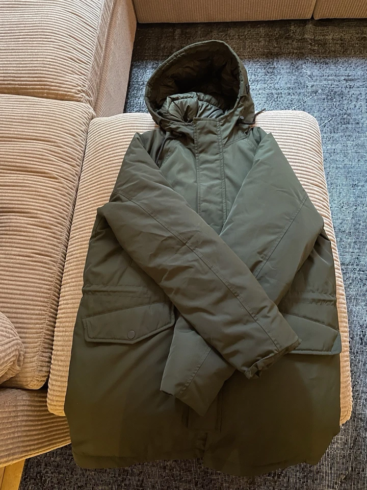 Chaqueta Parka Larga Everlane Verde Mediana Invierno Usada Excelente Para Hombre’s Foto 3 de 4
