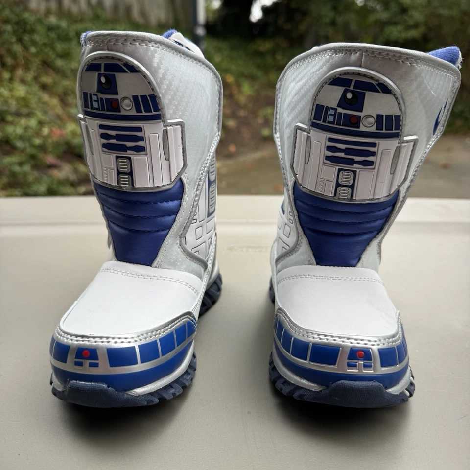 BOTAS DE NIEVE STAR WARS CON LUCES R2D2 BLANCO/AZUL NIÑOS TALLA 8 Foto 4 de 4