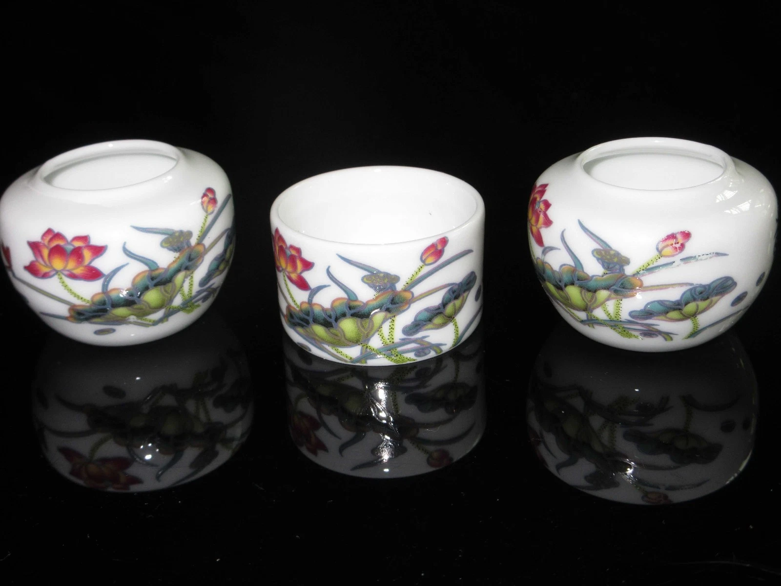 Porcelain Bird Feeders Seed/Water Cups for Chinese Bird Cage Lotus
Opens in a new window or tab