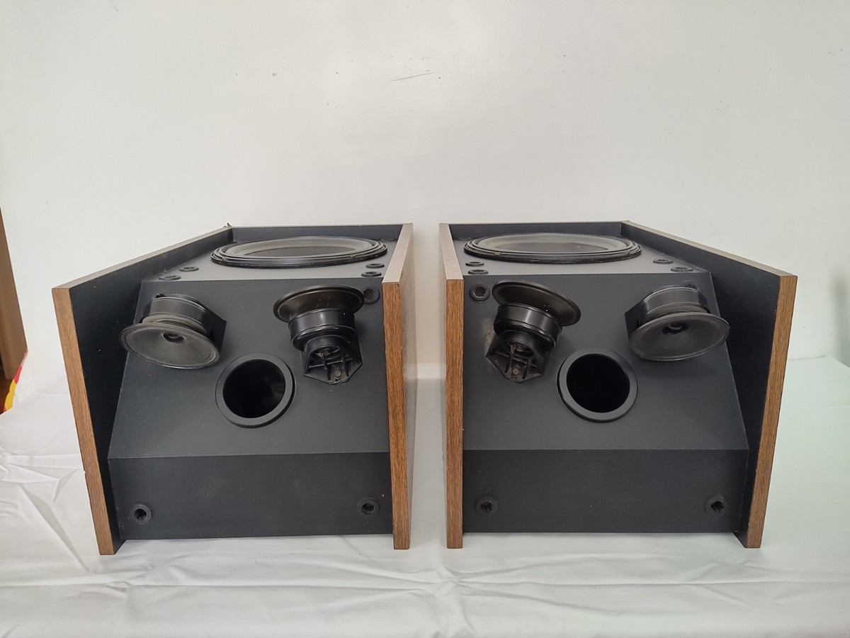 Pair of Bose 301 Series II Direct Reflecting Speakers Tested