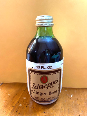 Schweppes Ginger Beer ( Vintage 10 Fl oz Glass bottle)