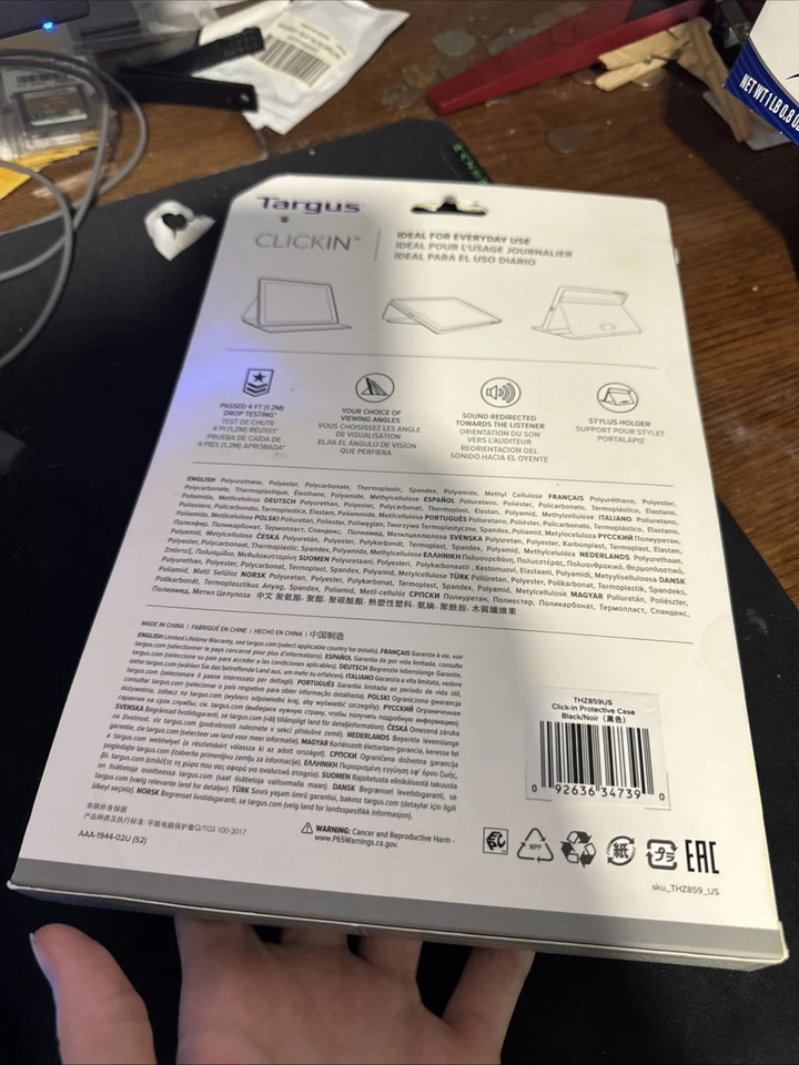 Targus (for iPad 9th 8th and 7th gen 10.2-inch, iPad Air and iPad Pro 10.5-in) - Image 3 of 4