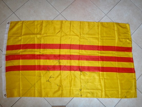Vietnam War REPUBLIC OF VIETNAM ARVN Jumbo Size Battle Flag