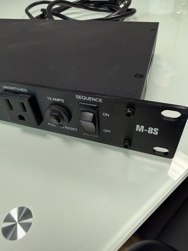 Furman M-8S Power Sequencer