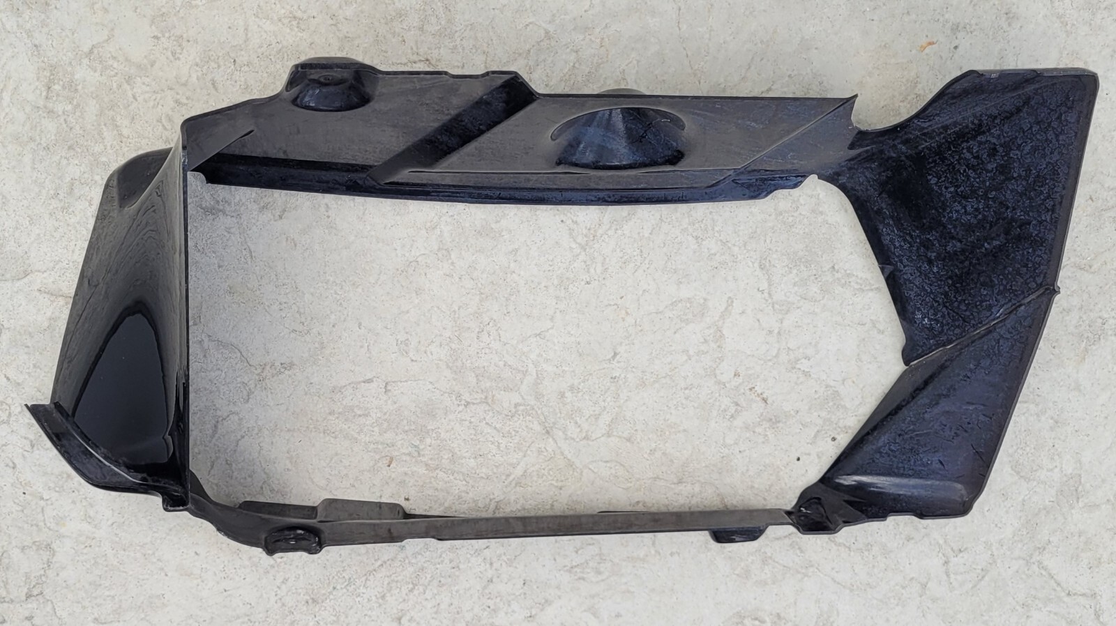 Right Side Radiator Air Conveyor Duct Inlet 470122124D Lamborghini Aventador 