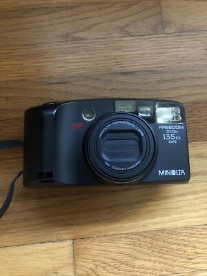 80s Minolta Freedom Zoom 135EX 35mm Point Shoot Film Camera