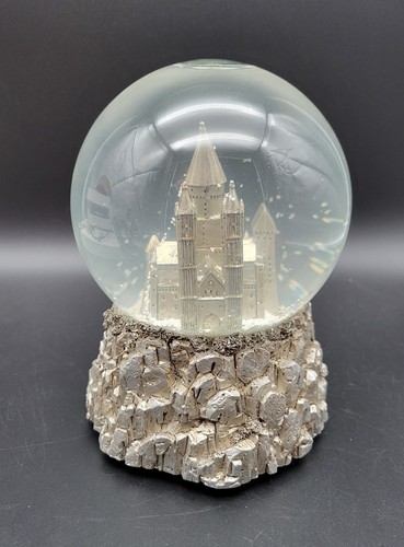 Harry Potter Castello di Hogwarts Musical Globo da Neve Ceramica Fienile Bambini/Adolescenti - Usato - Foto 2 di 8