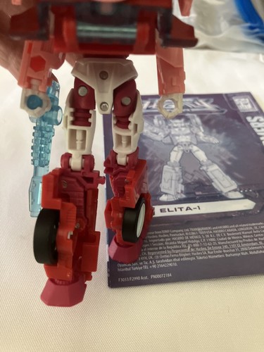 Hasbro Transformers 2022 "Elita-1", mit Booklet - Bild 5 von 9