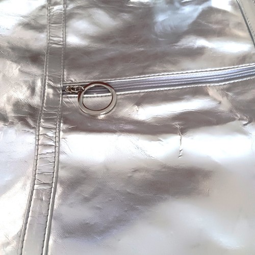 CLINIQUE Shopping Tote Bag - Metallic Silver - Zipper Pocket - Picture 5 of 8