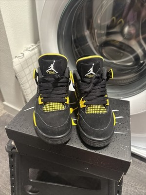Nike Air Jordan 4 Retro Thunder Yellow Black