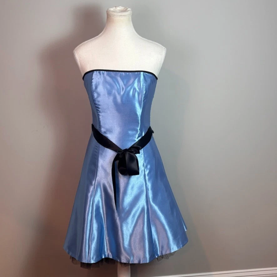 jessica mcclintock blue dress 1970s Silk Victorian  3 Women Remember to allow some ease for fit Jessica McClintock Dresses Satin for