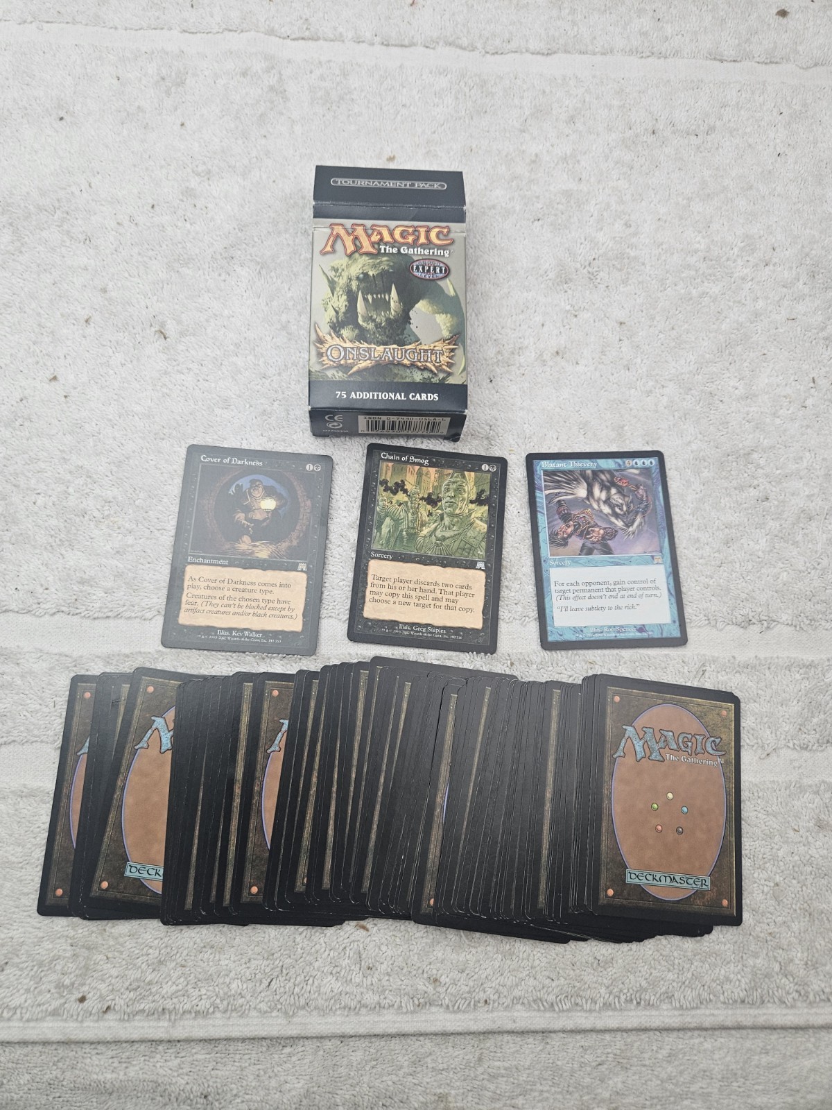 MAGIC THE GATHERING ONSLAUGHT TOURNAMENT PACK   HAS 88 CARDS IN BOX
