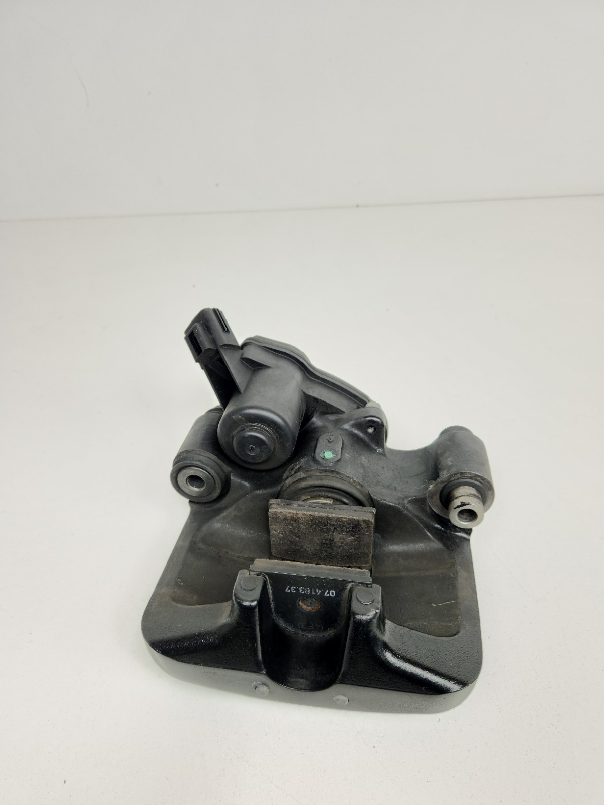 2015-2016 MCLAREN 650S REAR LEFT SIDE PARKING EMERGENCY BRAKE CALIPER OEM 