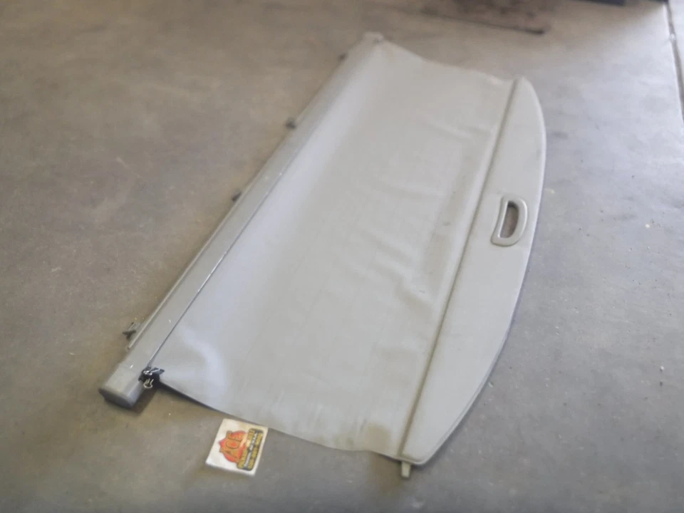 01-07 Toyota Highlander Rear Hatch Retractable Shade Tonneau Cargo Cover OE Grey Foto 3 de 4