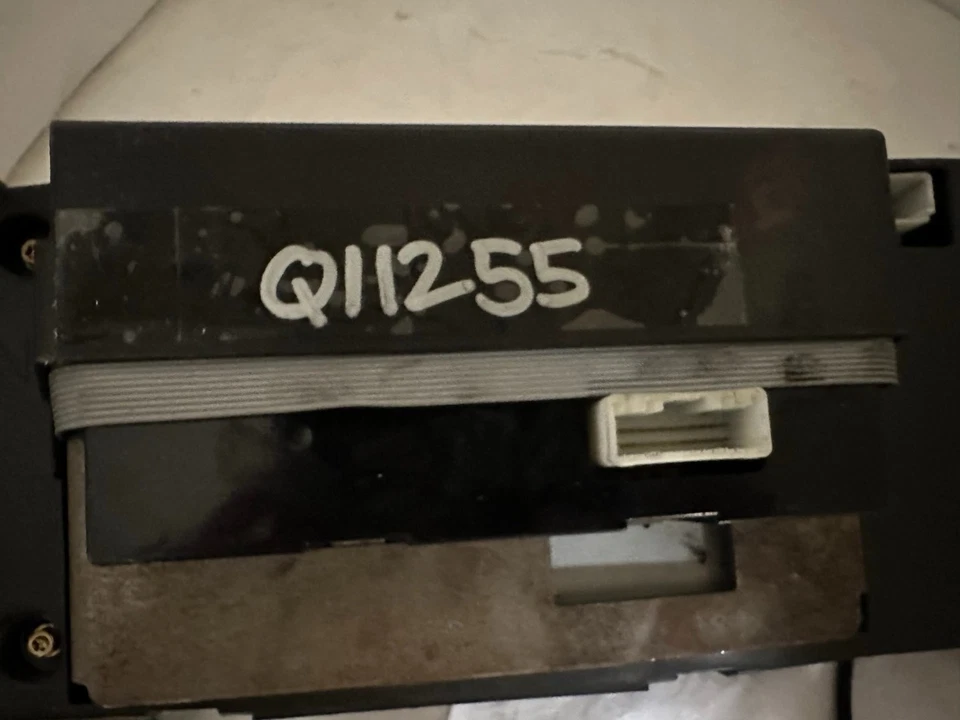 Cuadro de instrumentos velocímetro panel de instrumentos Nissan Quest SE 2006 100.546 millas Foto 3 de 4