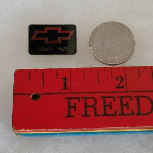 SEMA Chevrolet Chevy Trading Hat Lapel Pin 1985 Vintage - Picture 6 of 6