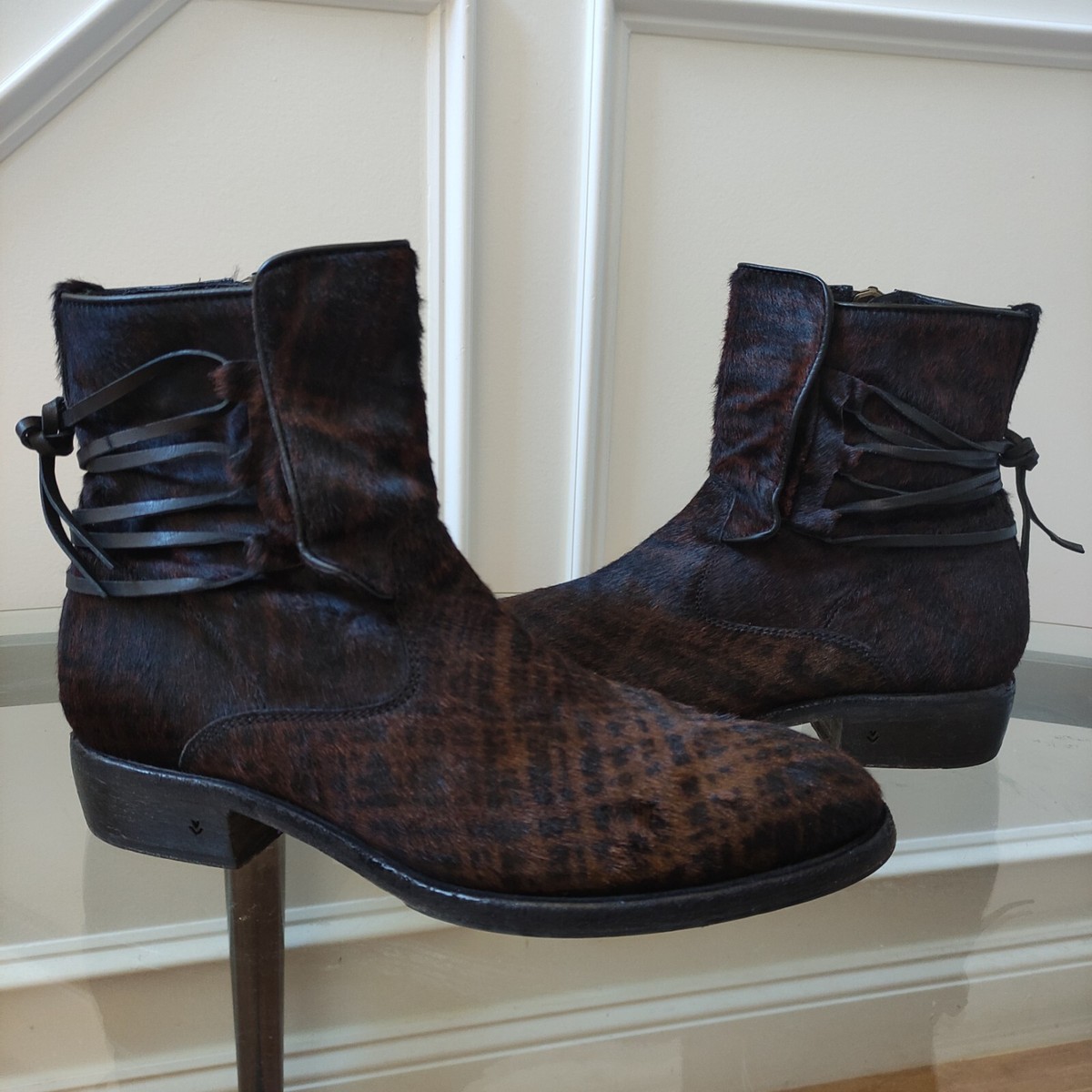 John Varvatos leopard Keith backlace ankle boot calf hair  display picture 3