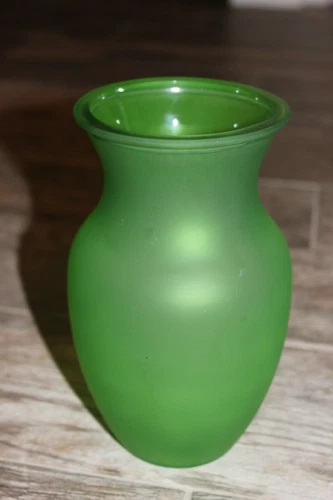 Lime Green Frosted Glass Vase 8 Inches Tall. Curvy Shape. Fun & Pretty! VGUC