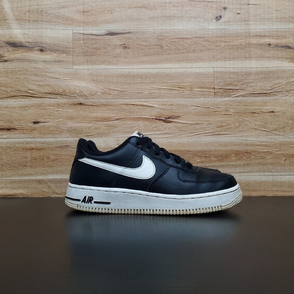 Nike Air Force Black White Shoes Women's Size
