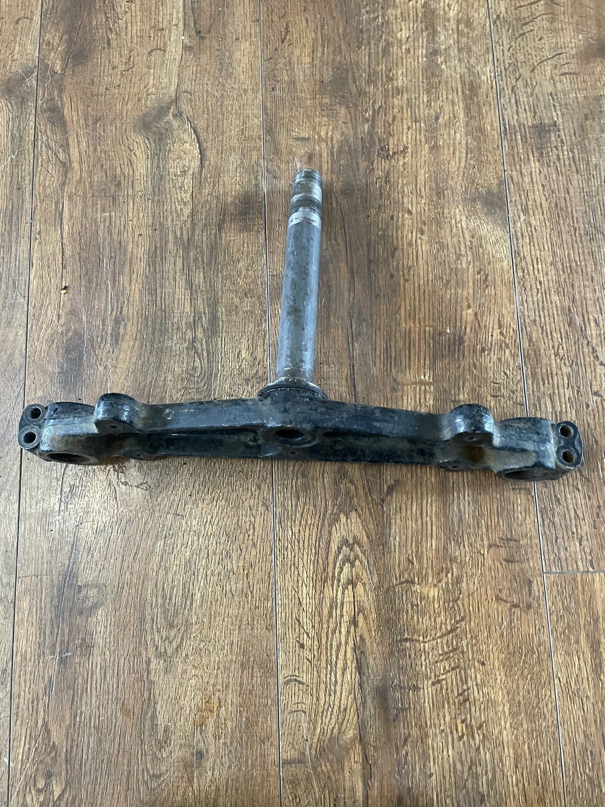 1981 HONDA ATC250R 250R 82 triple tree fork clamp steering stem bearing bridge