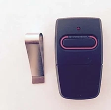 Keystone Heddolf M220-1K 300 MHz Multi-Code Compatible Garage Remote 10 Switch