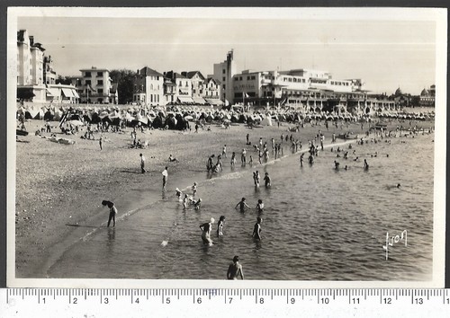 Carte Postale Ancienne St-Jean-de-Monts, Vue Perspective De La Plage (Réf. 394127)