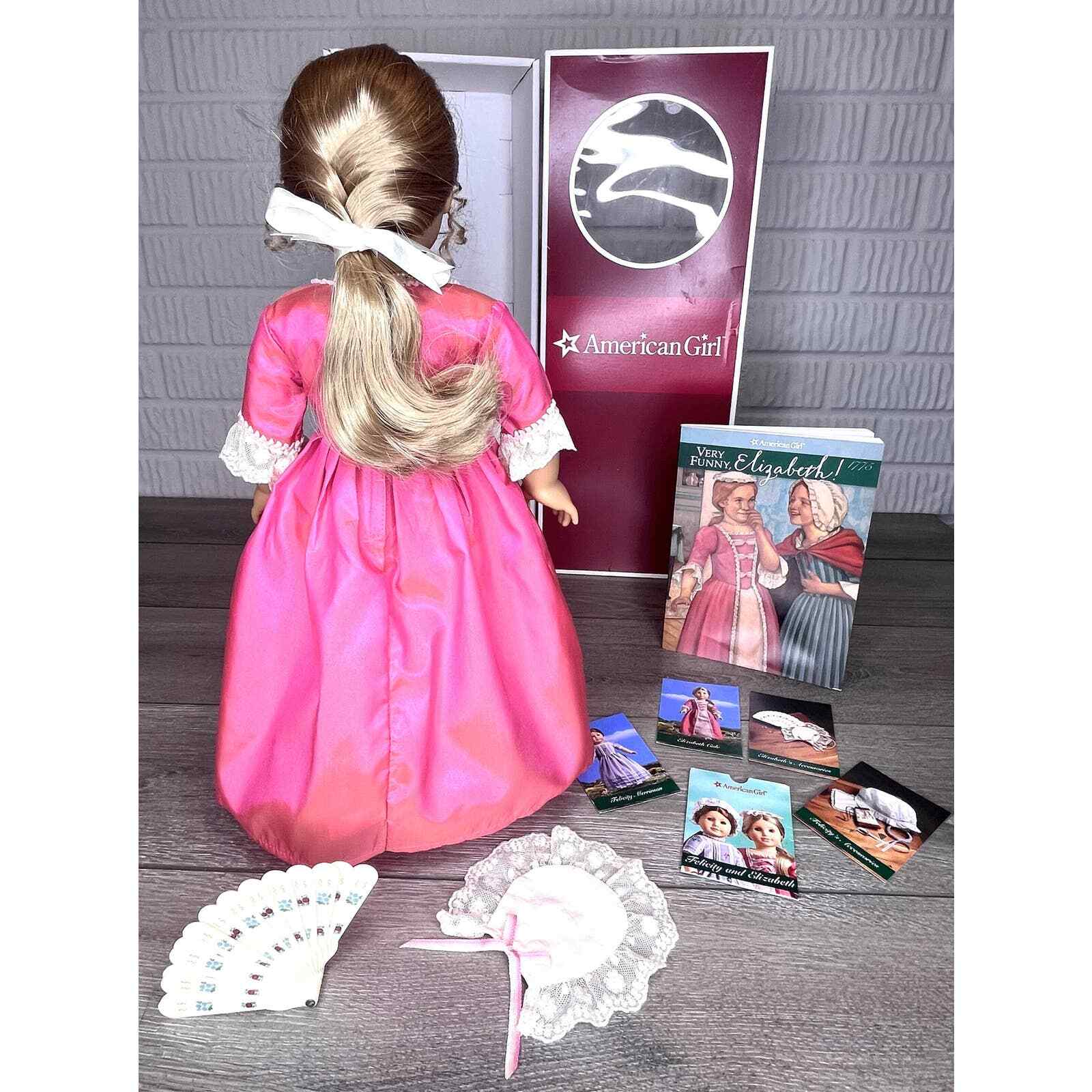 American Girl Doll ELIZABETH + ACCESSORIES Necklace Cap Book Felicity