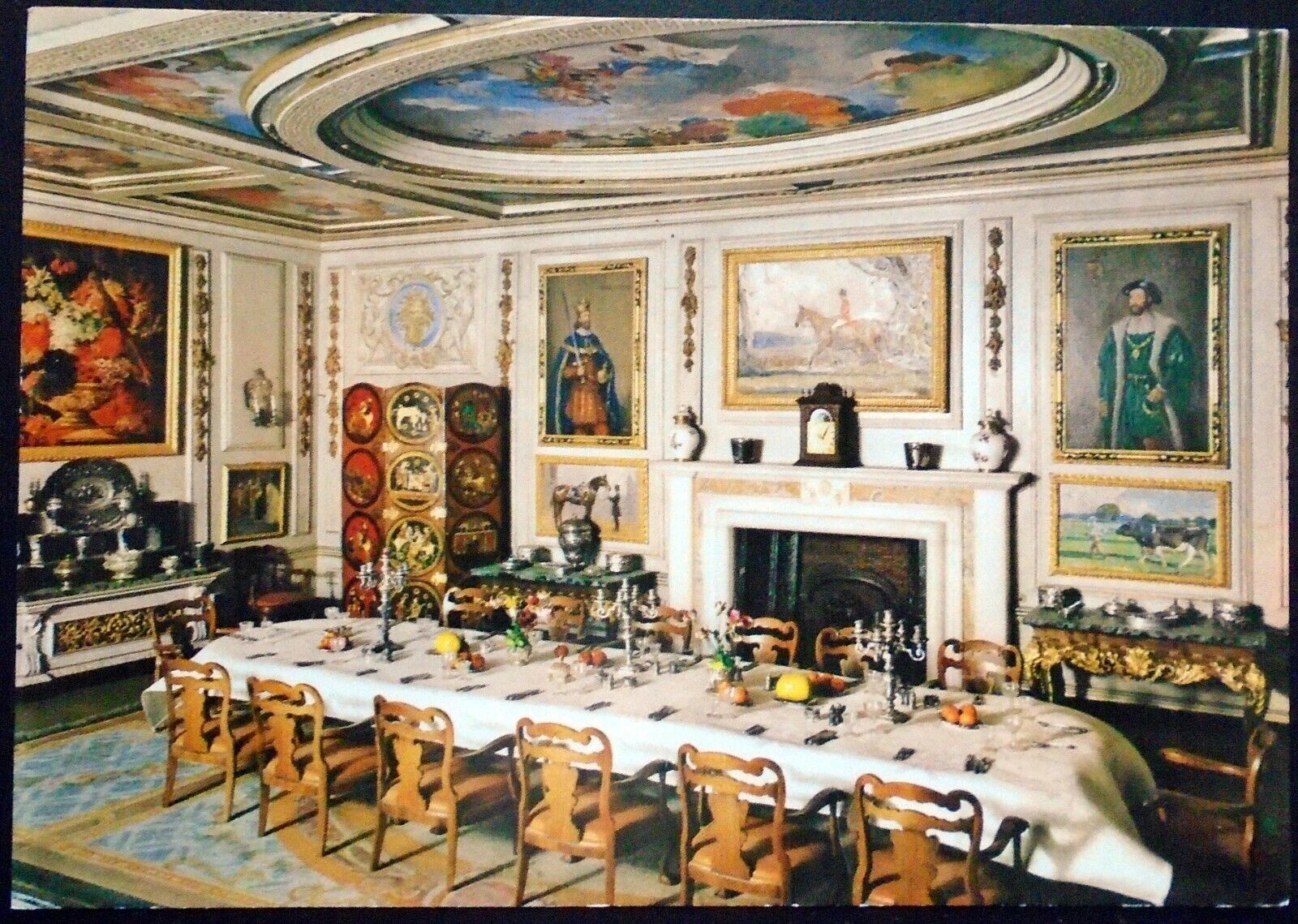 Queen Mary's Dolls' House