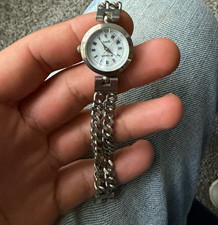 Geneva Women's Quartz Analog Wristwatch Silver Tone Bracelet White Dial Roman