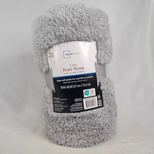 Mainstays Cozy Plush Throw Blanket 50" x 60" Gray NEW