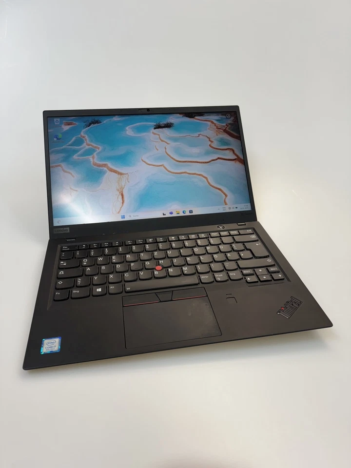 Laptop Lenovo ThinkPad X1 Carbon 6th i7 8650U 16GB RAM 256GB Touchscreen US