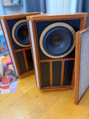 Vintage Tannoy Speakers   Pair   Made in UK