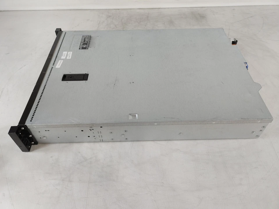 Dell PowerEdge R530 2.40 GHz Intel Xeon E5-2640 v4 64 GB DDR4 Storage Node - Image 4 of 4