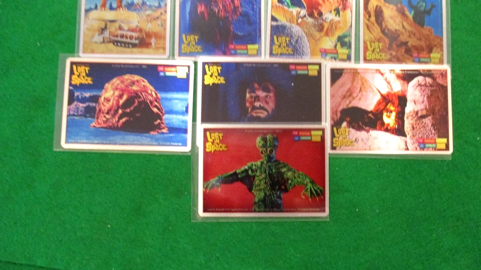 2024 LOST IN SPACE 2ND SERIES METAL CARD SET FANTASY WORLDS IRWIN ALLEN 12 CARDS - Image 2 of 4