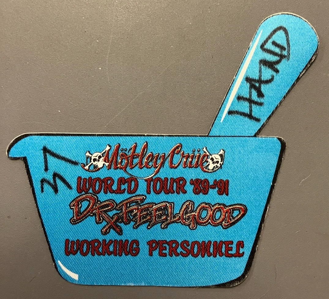 超レア　本物　Motley Crue ワールドツアー　バックステージパス　ゲスト Original Mötley Crüe Concert Memorabilia for sale | eBay