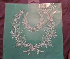 CHALK COUTURE Size D Silk Screen Stencil 18" x 18"  VINTAGE LAUREL WREATH - New
