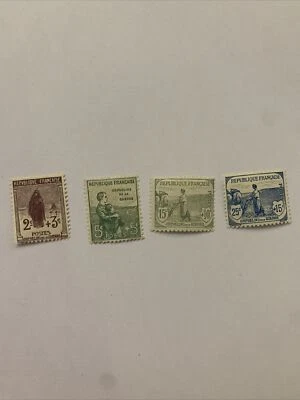 Lot 108-Timbre Au profit de orphelins de guerre 1ère série n° 148/151 cote 500€ - Photo 1/2