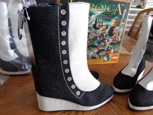 Disguise Girls Alice Through the Looking Glass Boots NWT 11/12 DRESS UP