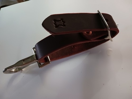 Trick Riding Fender Strap/Burgundy - Picture 2 of 2
