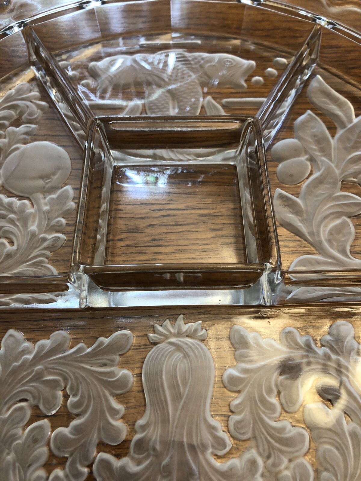 Round Divided Relish Serving Dish Tray Clear Frosted Etched Intaglio