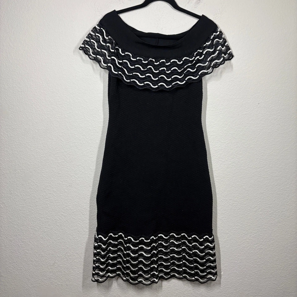 Vestido Suéter Lela Rose Talla Mediana Onda Encaje Fuera del Hombro Negro Lana Foto 2 de 4